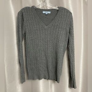 Jessica- Long sleeve v-neck cable knit sweater.